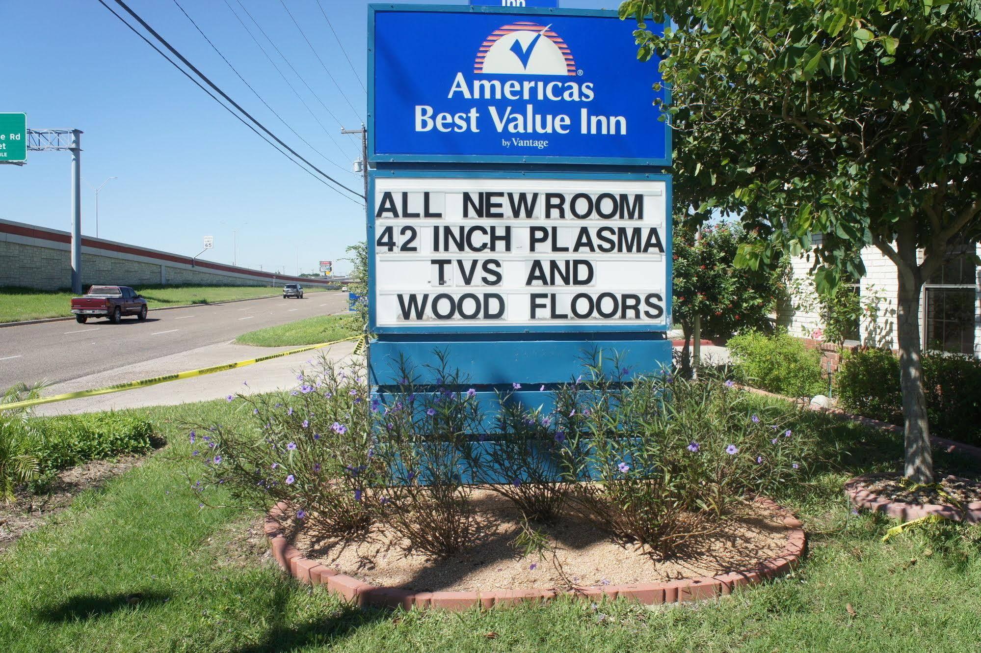 Americas Best Value Inn Harlingen Exterior foto