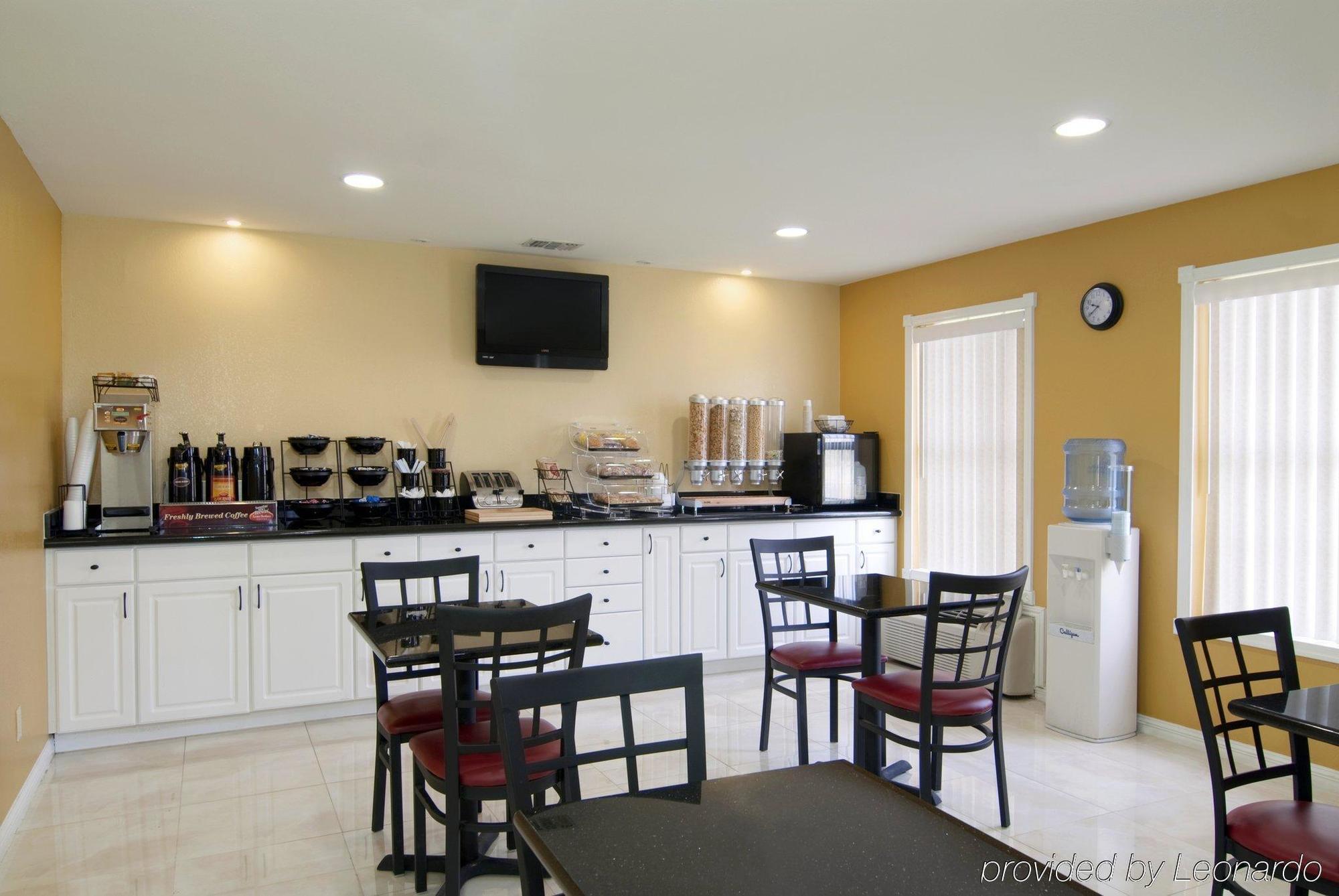 Americas Best Value Inn Harlingen Restaurante foto